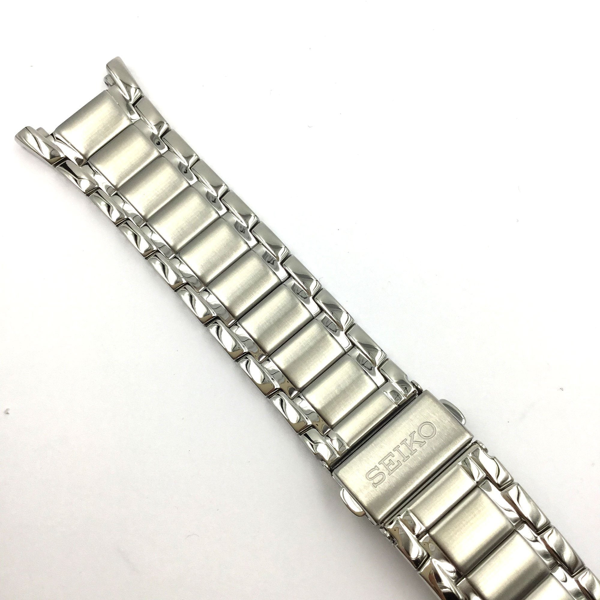 SENGOKU 謙信　シルバー Seiko Men's SNE333 Stainless Steel Solar Watch Bracelet – Total